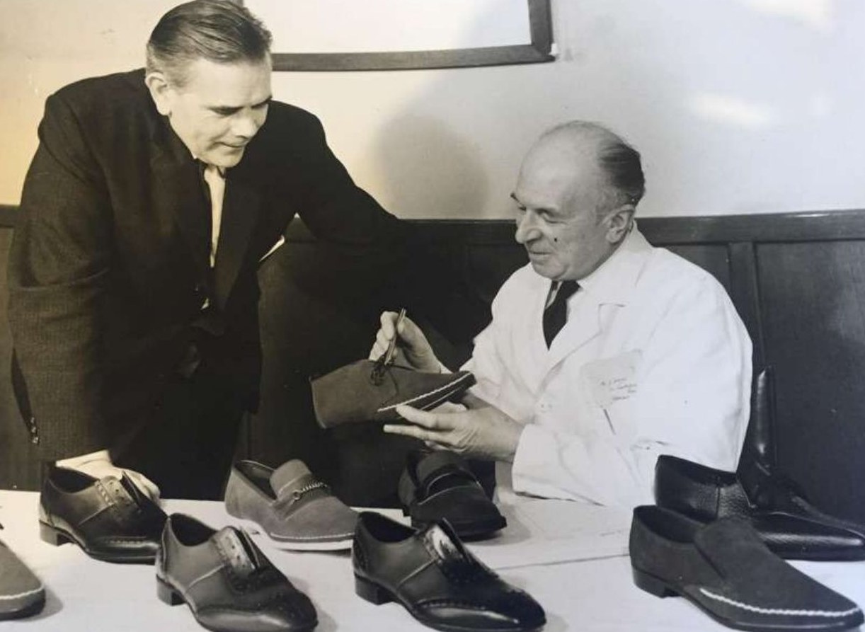 Bodileys of Northampton shoemakers at work.